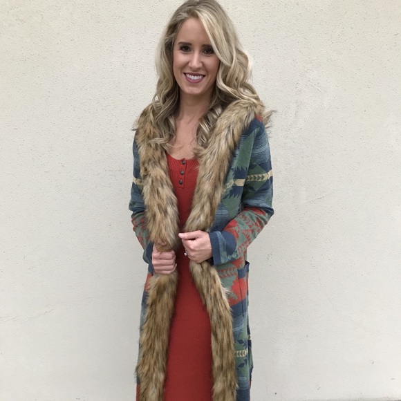 Tasha Polizzi ‘Helena’ Dress in Red - Picture 3 of 8